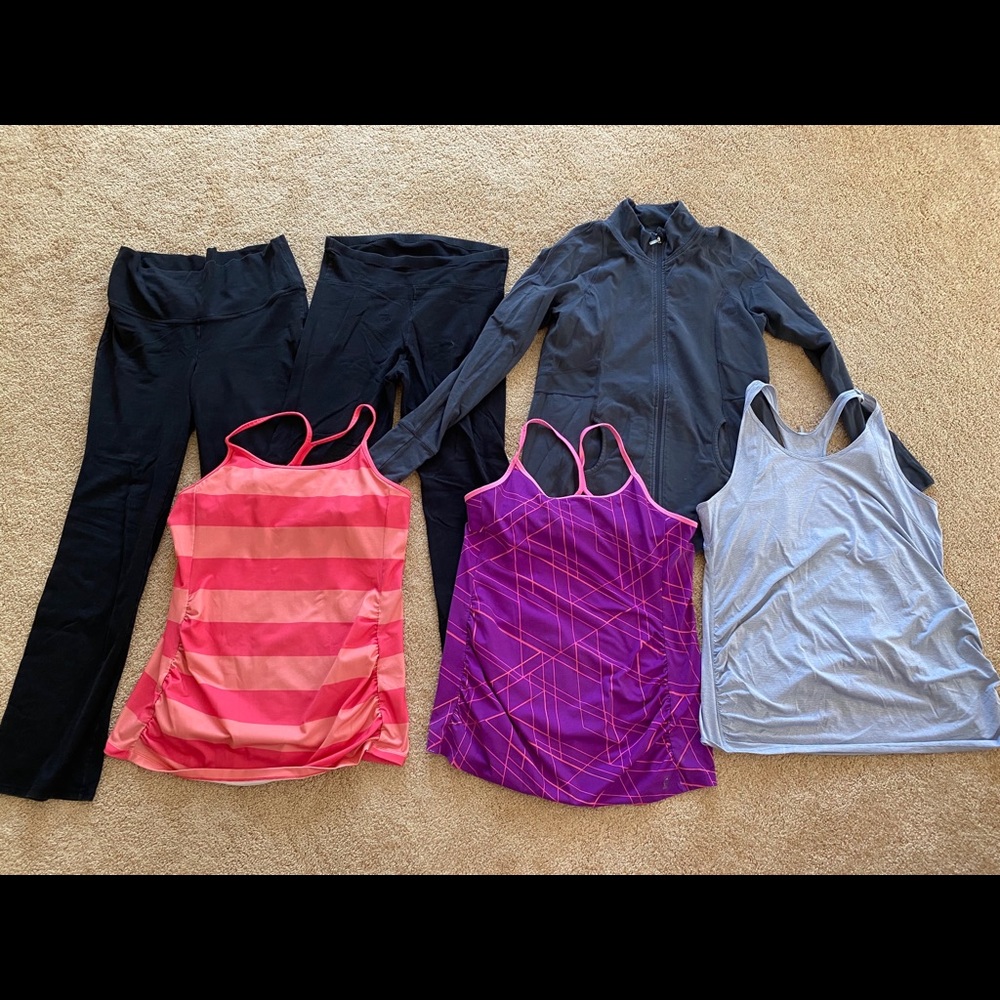 Old Navy Maternity Activewear Set